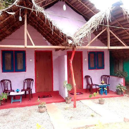 Star Sun Homestay Tangalle Exteriör bild