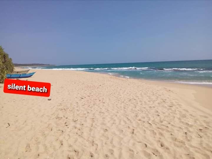 Star Sun Homestay Tangalle Exteriör bild