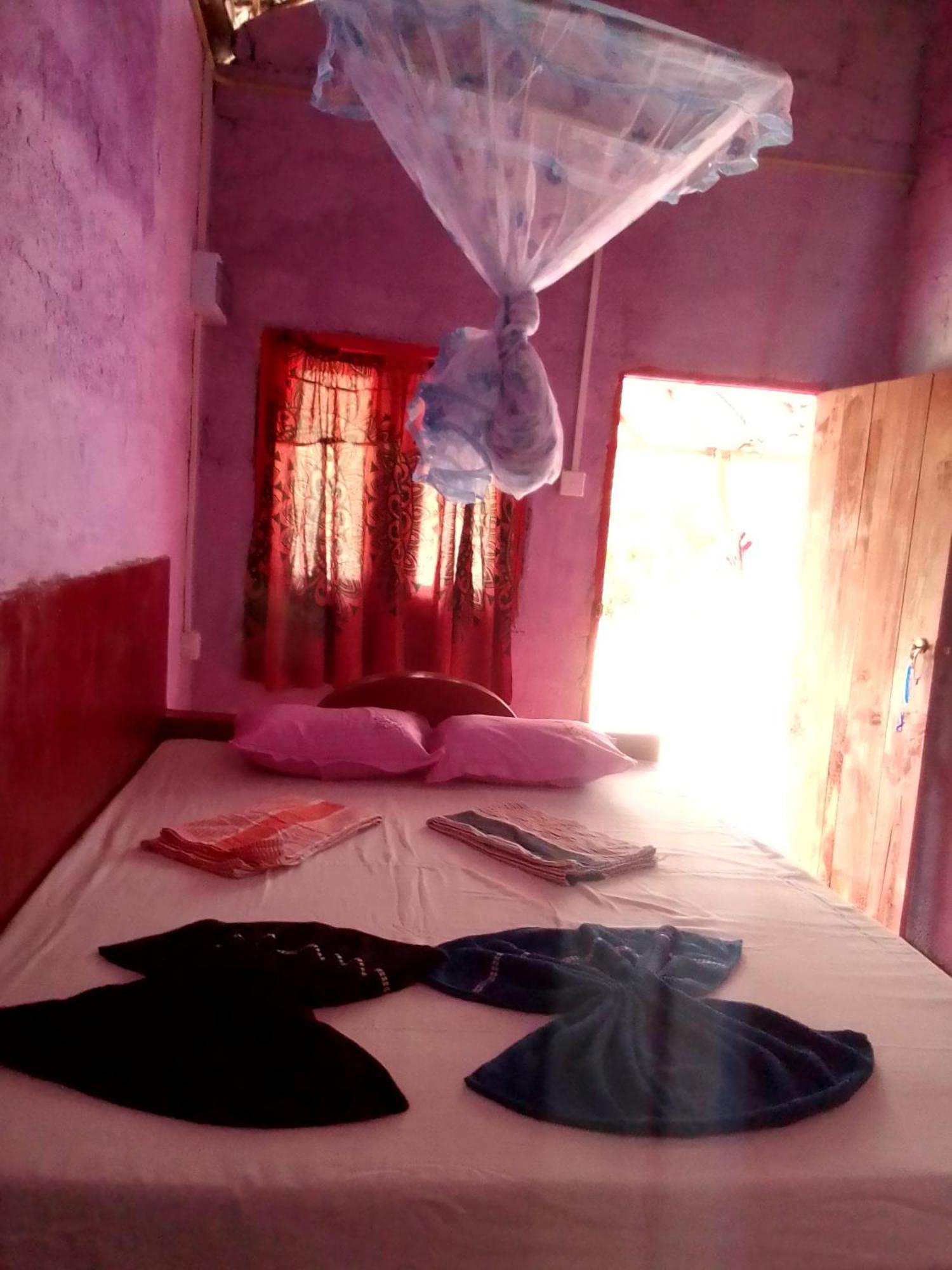 Star Sun Homestay Tangalle Exteriör bild