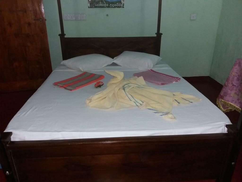Star Sun Homestay Tangalle Exteriör bild